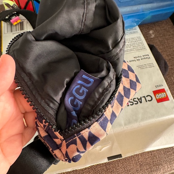 Baggu mini trippy checker crescent bag - Picture 3 of 4